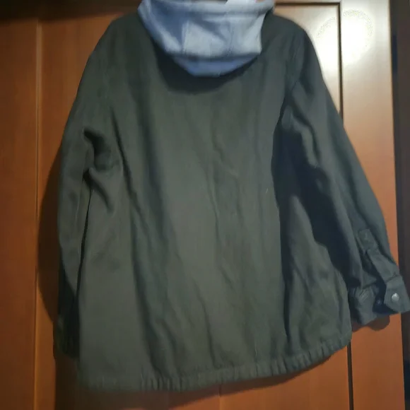 Duluth Trading Co Green Hooded Jacket with Plaid Interior - Picture 3 of 4